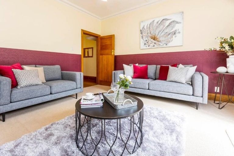 Photo of property in 16 Norton Park Avenue, Fairfield, Lower Hutt, 5011