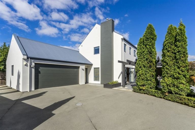 Photo of property in 5 Skyedale Drive, Harewood, Christchurch, 8051