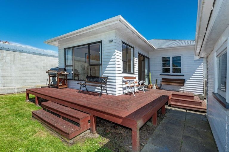 Photo of property in 44 Windermere Road, Papanui, Christchurch, 8053