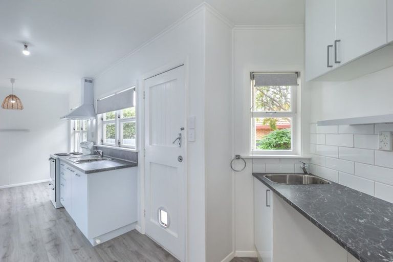 Photo of property in 3 Huia Place, Levin, 5510