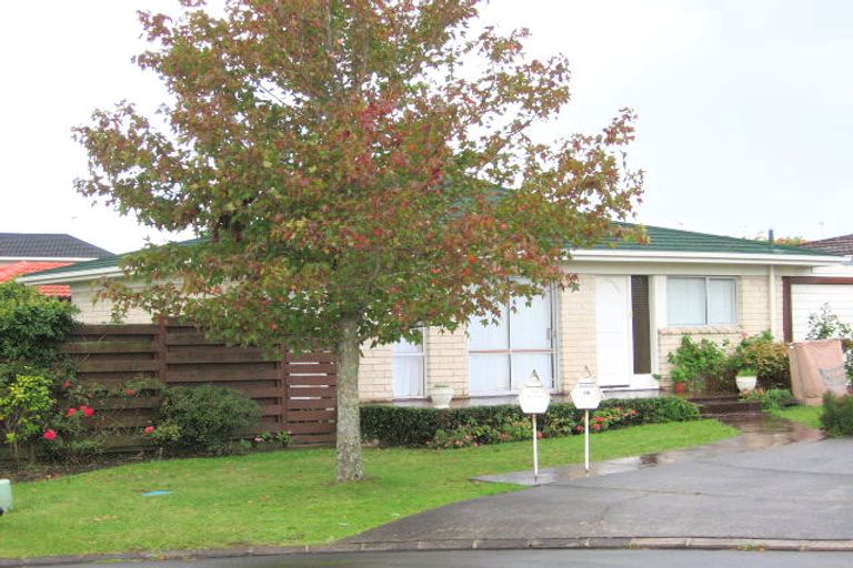 Photo of property in 9b Bungalore Place, Half Moon Bay, Auckland, 2012