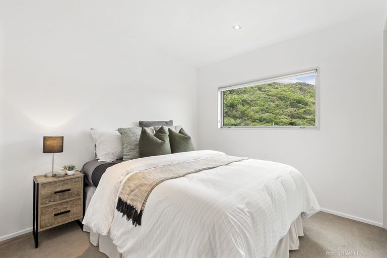 Photo of property in 65 Saddleback Grove, Karori, Wellington, 6012