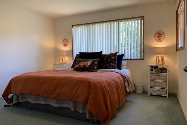 Photo of property in 21 Angel Way, Stanmore Bay, Whangaparaoa, 0932