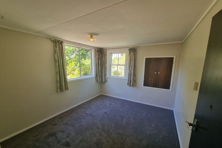 Photo of property in 11 Fitzherbert East Road, Aokautere, Palmerston North, 4471