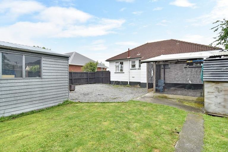 Photo of property in 54 Rowcliffe Crescent, Avonside, Christchurch, 8061