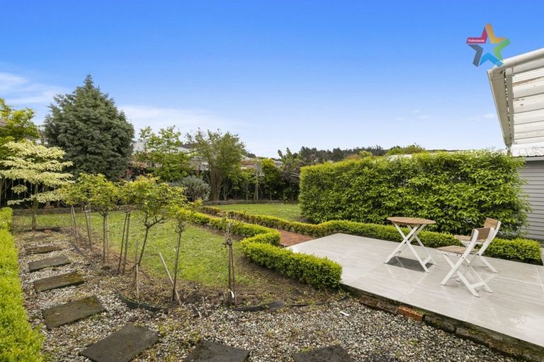 Photo of property in 6 Kairimu Street, Stokes Valley, Lower Hutt, 5019