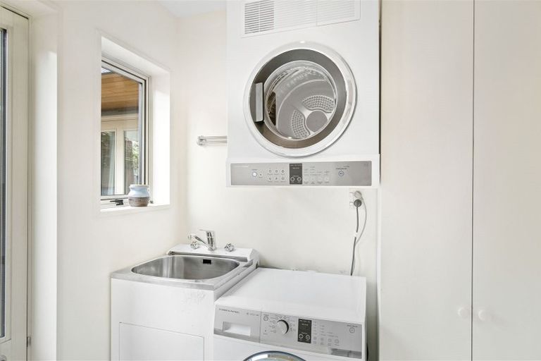 Photo of property in 2/15 Wai-iti Terrace, Burnside, Christchurch, 8053