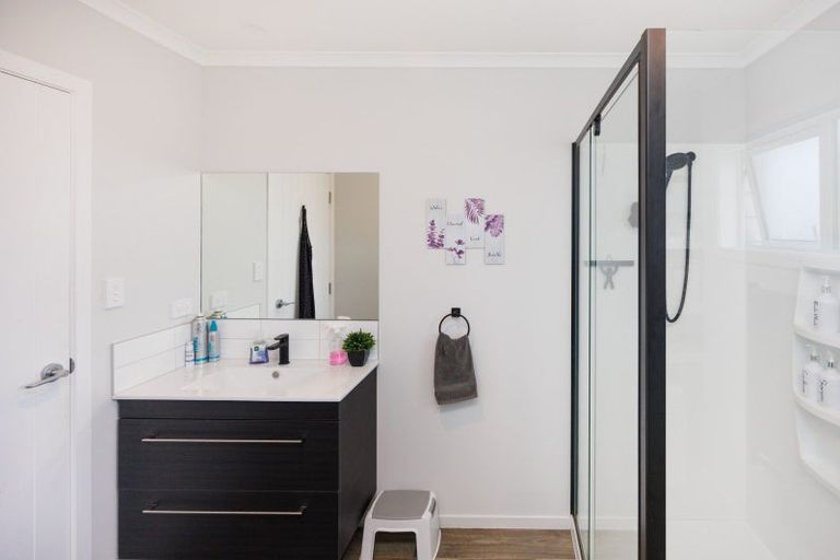 Photo of property in 15b Chamberlain Street, Feilding, 4702