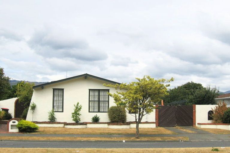 Photo of property in 181 California Drive, Totara Park, Upper Hutt, 5018
