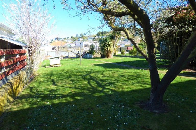 Photo of property in 37 Frome Street, Oamaru North, Oamaru, 9400