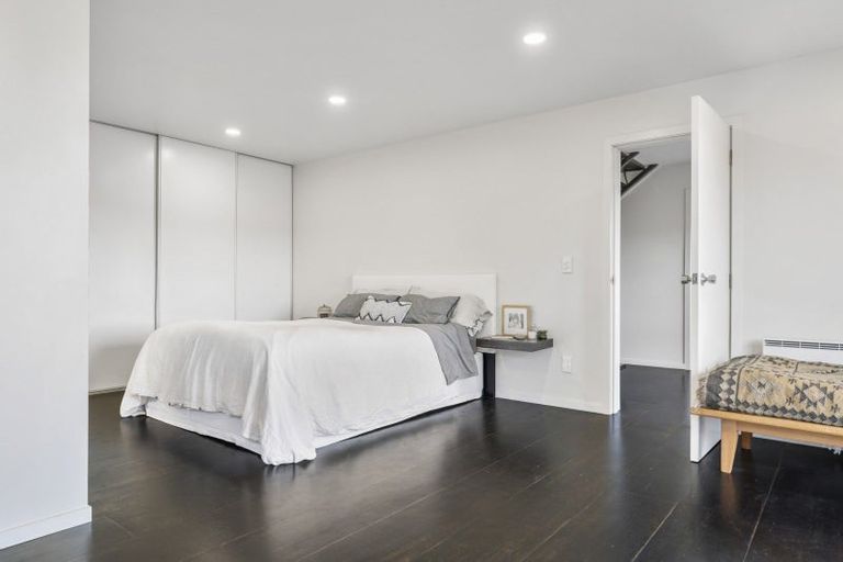 Photo of property in 16 Ranginui Road, Welcome Bay, Tauranga, 3112