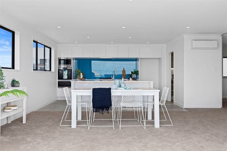 Photo of property in 1020c Papamoa Beach Road, Papamoa Beach, 3118