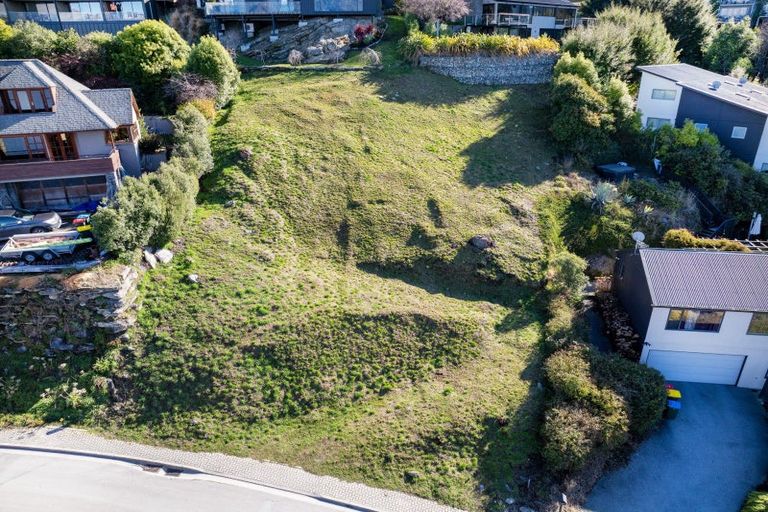 Photo of property in 6 Aspen Grove, Fernhill, Queenstown, 9300