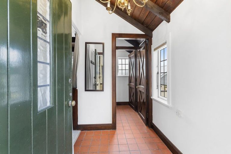 Photo of property in 242b Tinakori Road, Thorndon, Wellington, 6011