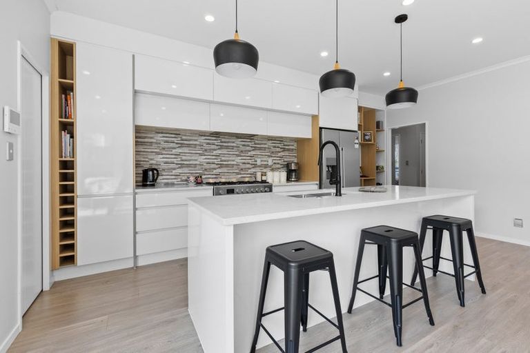 Photo of property in 95 Nobilo Road, Kumeu, 0810