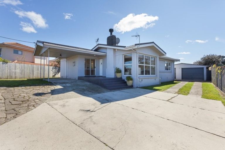 Photo of property in 595 Maunganui Road, Mount Maunganui, 3116