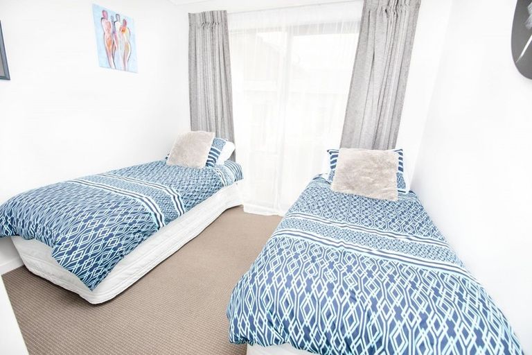 Photo of property in 18 Akaroa Road, Poraiti, Napier, 4112