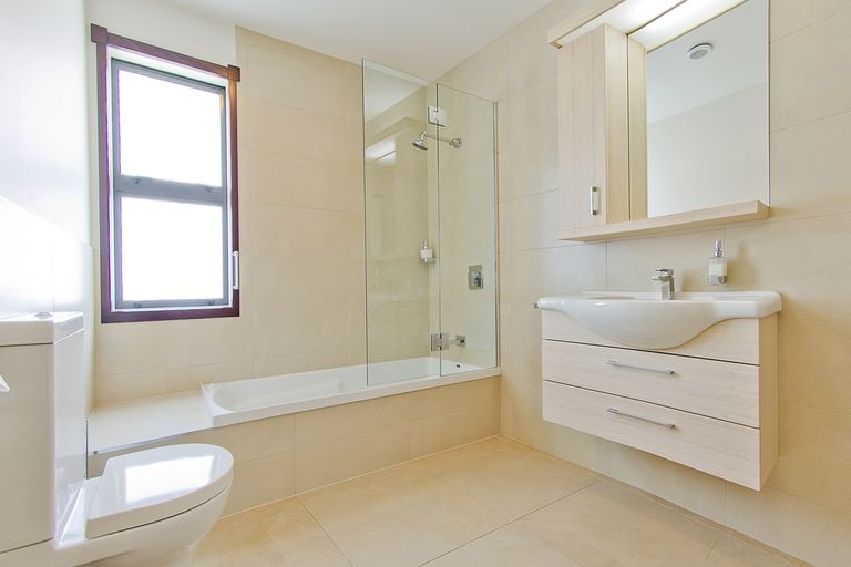 Photo of property in 10 Hei Esplanade, Whitianga, 3510