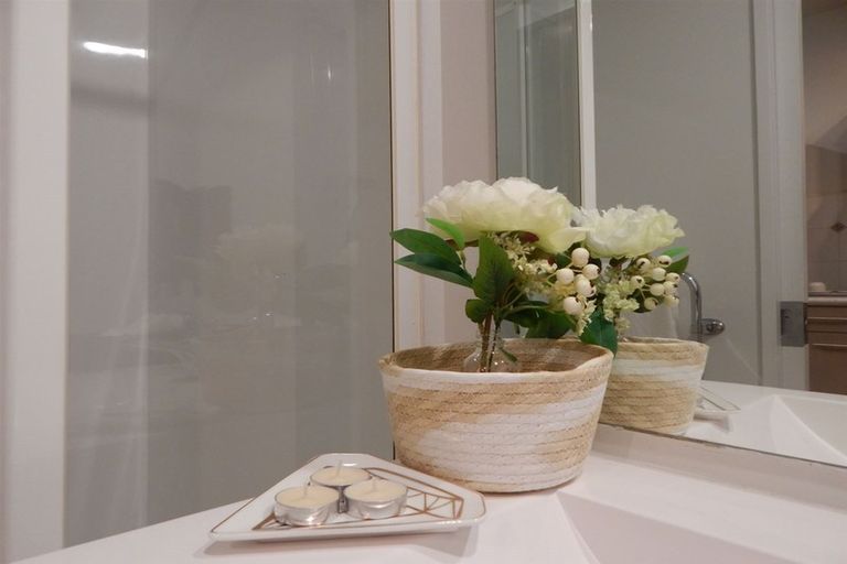 Photo of property in Atrium Towers, 6f/154 The Terrace, Wellington Central, Wellington, 6011