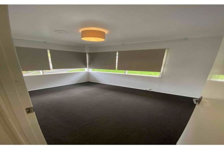 Photo of property in 443 Don Buck Road, Massey, Auckland, 0614