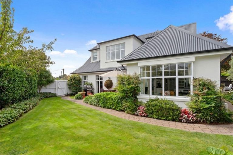 Photo of property in 6 Holmwood Road, Merivale, Christchurch, 8014