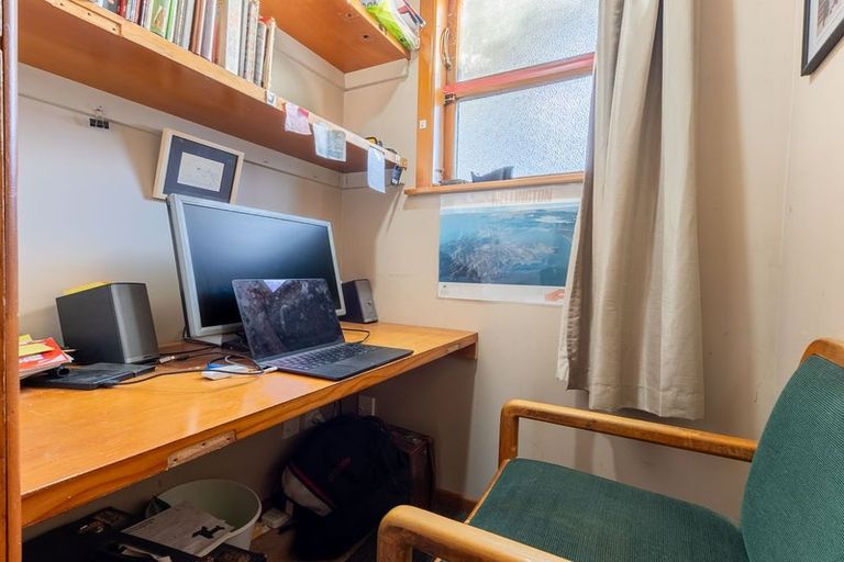 Photo of property in 5 Leinster Avenue, Raumati South, Paraparaumu, 5032