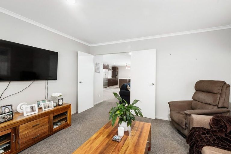 Photo of property in 15 Reel Road, Athenree, Waihi Beach, 3611