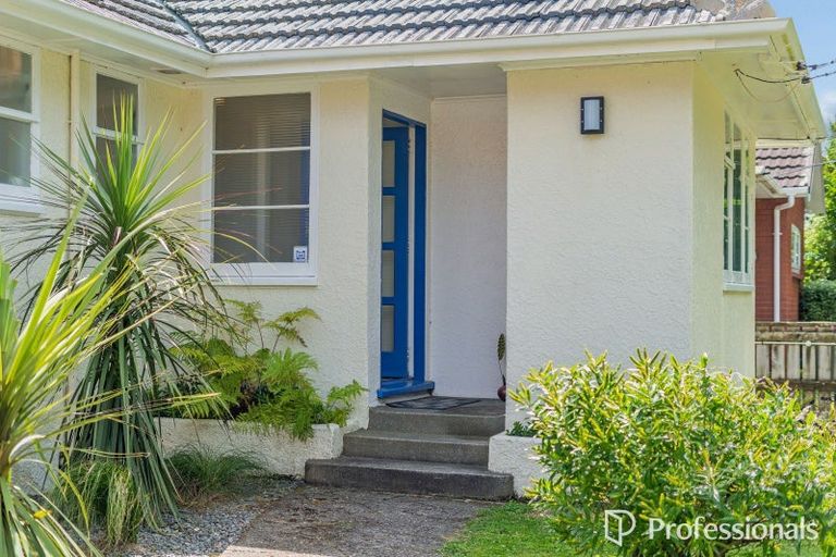 Photo of property in 26 Godley Street, Waterloo, Lower Hutt, 5011