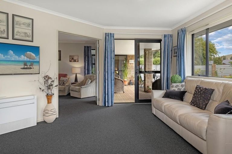 Photo of property in 2 Grigg Drive, Witherlea, Blenheim, 7201