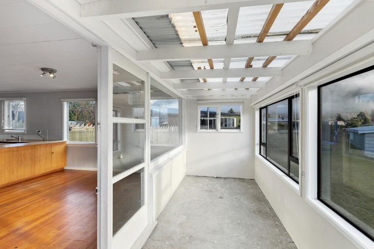 Photo of property in 15 Oxford Street, Kingston, Athol, 9793