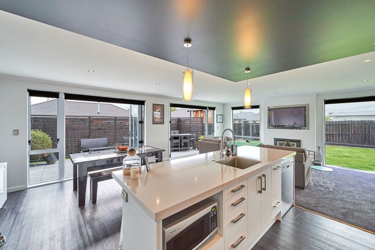 Photo of property in 59 Liberty Grove, Kelvin Grove, Palmerston North, 4414