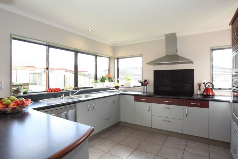 Photo of property in 59 Twickenham Place, Nawton, Hamilton, 3200