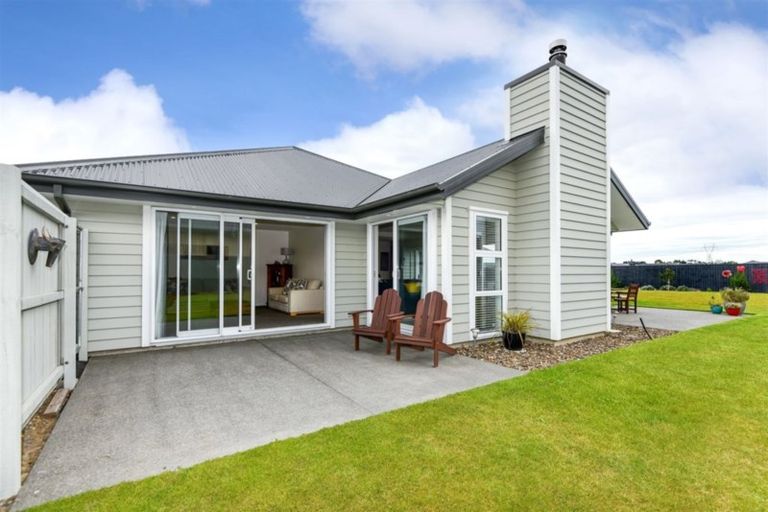 Photo of property in 70 Silver Peaks Drive, West Melton, 7618