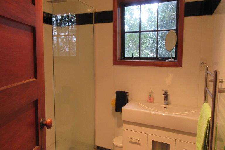 Photo of property in 12 Oxford Street, Waimate, 7924