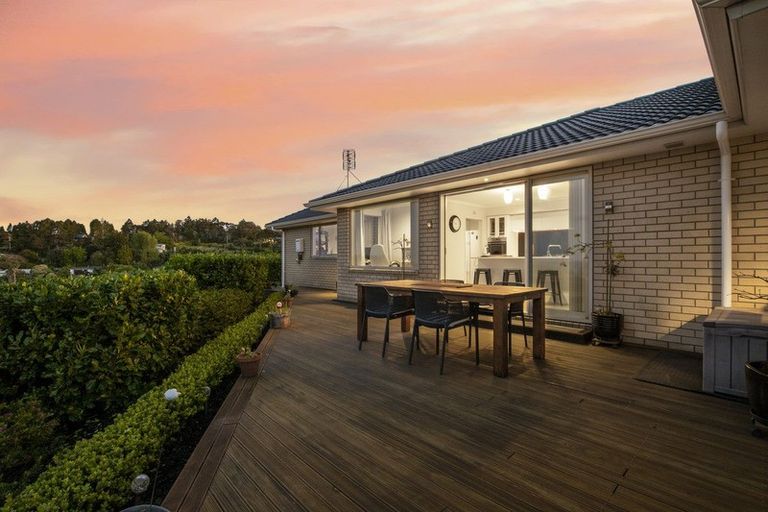 Photo of property in 19 Seaview Crescent, Hatfields Beach, Orewa, 0931