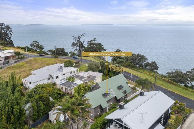 Photo of property in 28 Marine Parade, Mellons Bay, Auckland, 2014
