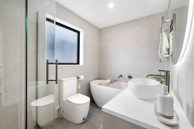 Photo of property in 12a Rewi Street, Torbay, Auckland, 0630