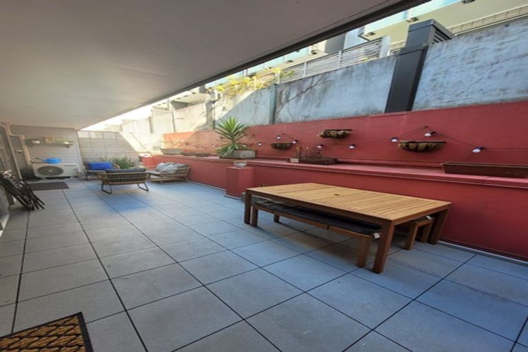 Photo of property in 1d/2 Dickens Street, Grey Lynn, Auckland, 1021