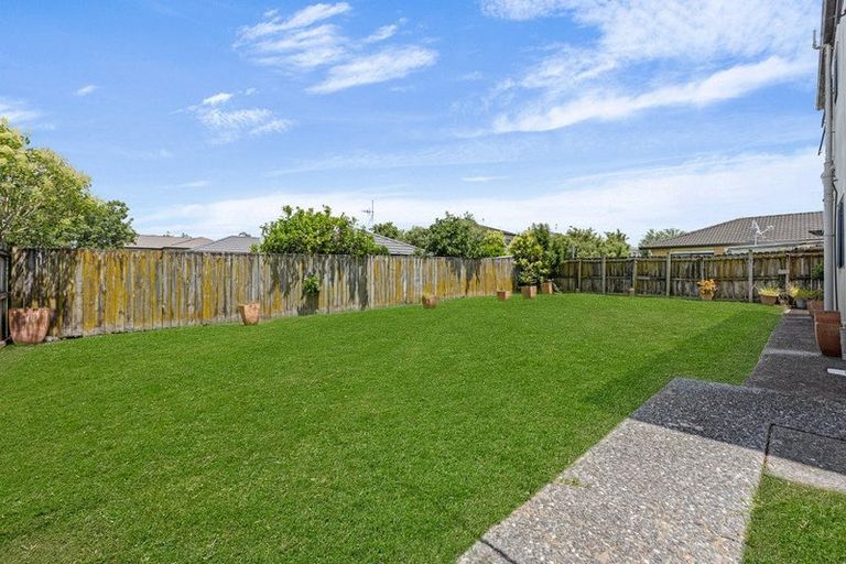 Photo of property in 10 Gunner Drive, Te Atatu Peninsula, Auckland, 0610