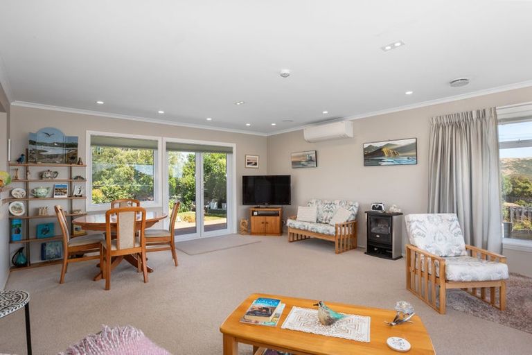Photo of property in 16 Mana View Road, Paremata, Porirua, 5026