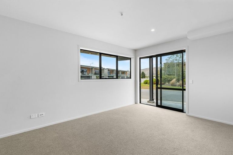 Photo of property in 4 Le Mans Grove, Cromwell, 9384