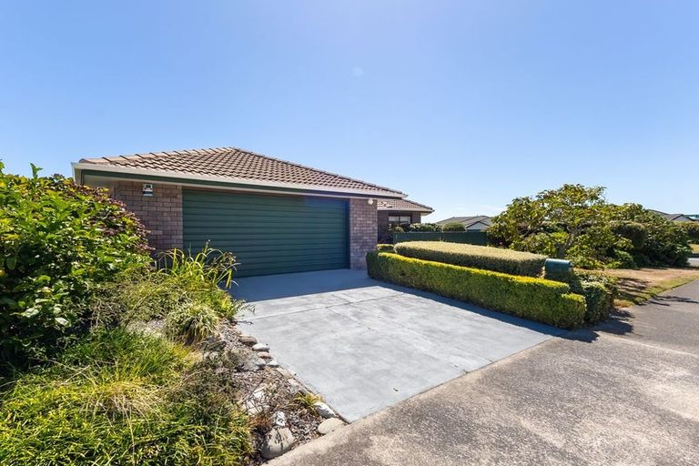 Photo of property in 86 Parata Street, Waikanae, 5036