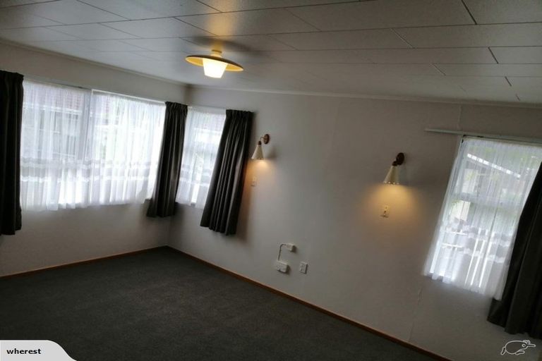 Photo of property in 84 Freyberg Avenue, Tamatea, Napier, 4112