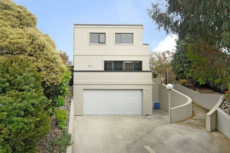 Photo of property in 4 Flaxmere Street, Waikanae Beach, Waikanae, 5036