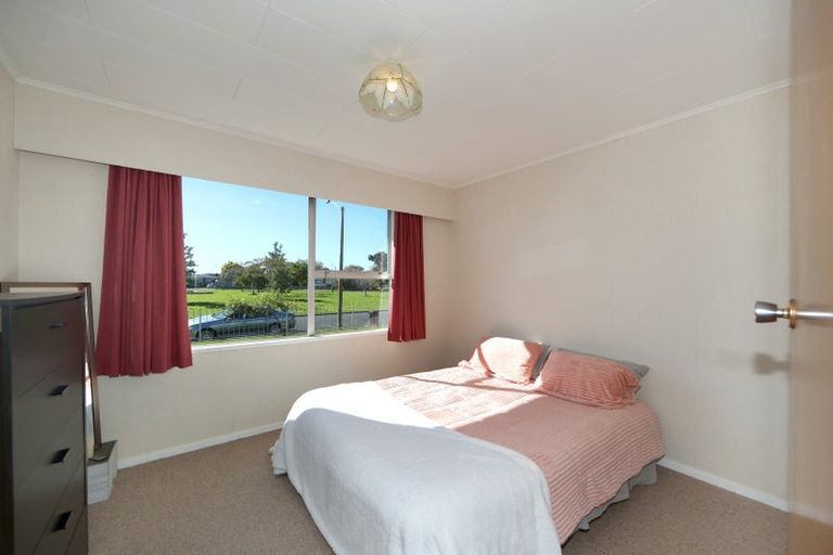 Photo of property in 23 Lichfield Crescent, Tamatea, Napier, 4112