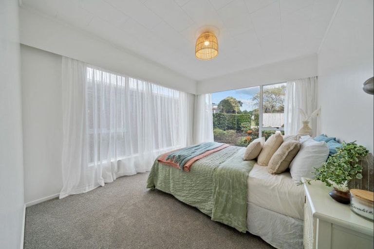 Photo of property in 19 Bronte Place, Whalers Gate, New Plymouth, 4310