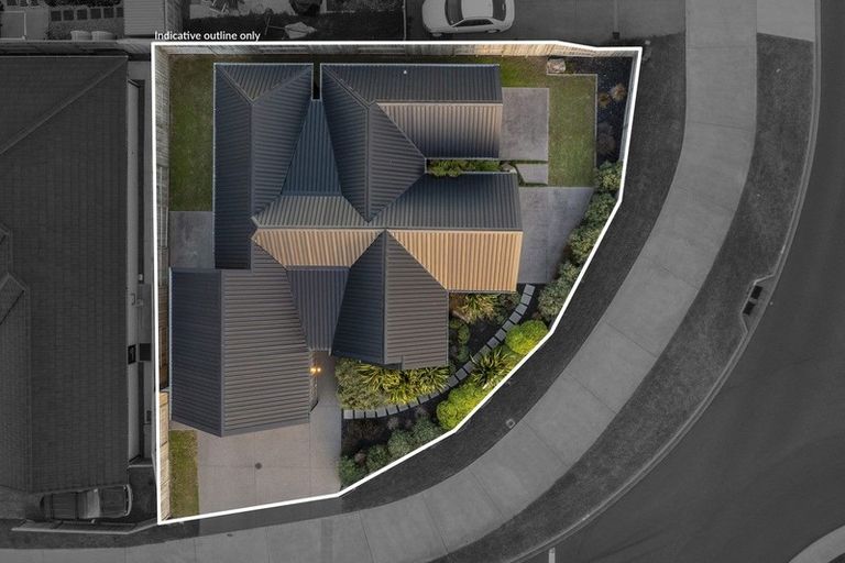 Photo of property in 2 Harding Drive, Papamoa Beach, Papamoa, 3118