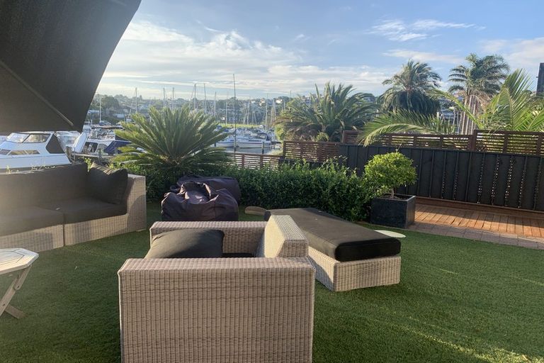 Photo of property in 1/12 Craig Road, Milford, Auckland, 0620