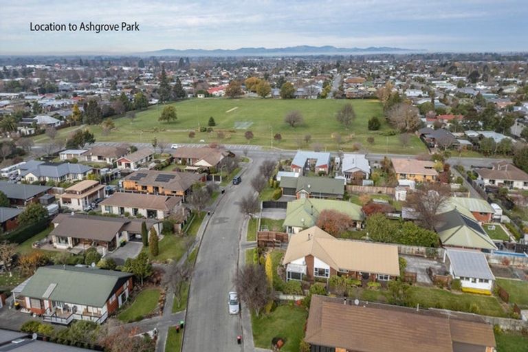 Photo of property in 16 Regent Avenue, Rangiora, 7400