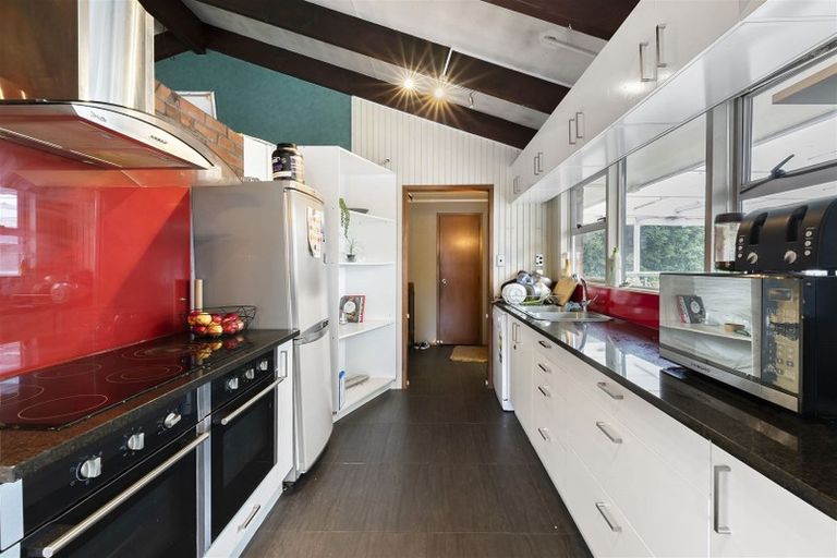 Photo of property in 4 Arthur Place, Opaheke, Papakura, 2113